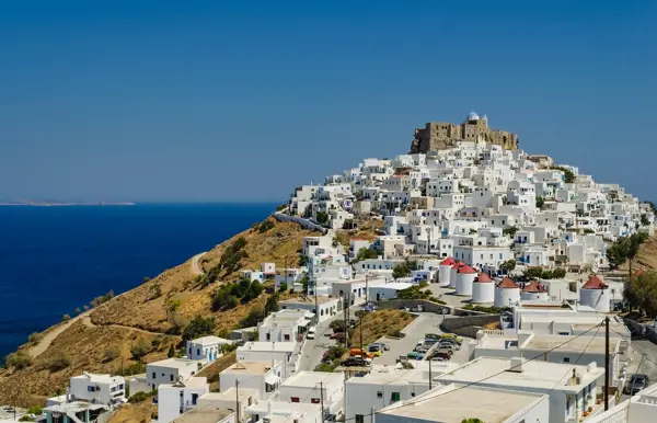 Besuche die Kleinstadt Chora im Südosten der Insel Samos
